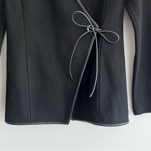 ST. JOHN Black Wool Blend Leather Trim Waist Tie Long Sleeve Jacket Blazer Sz 2 - Picture 4 of 16